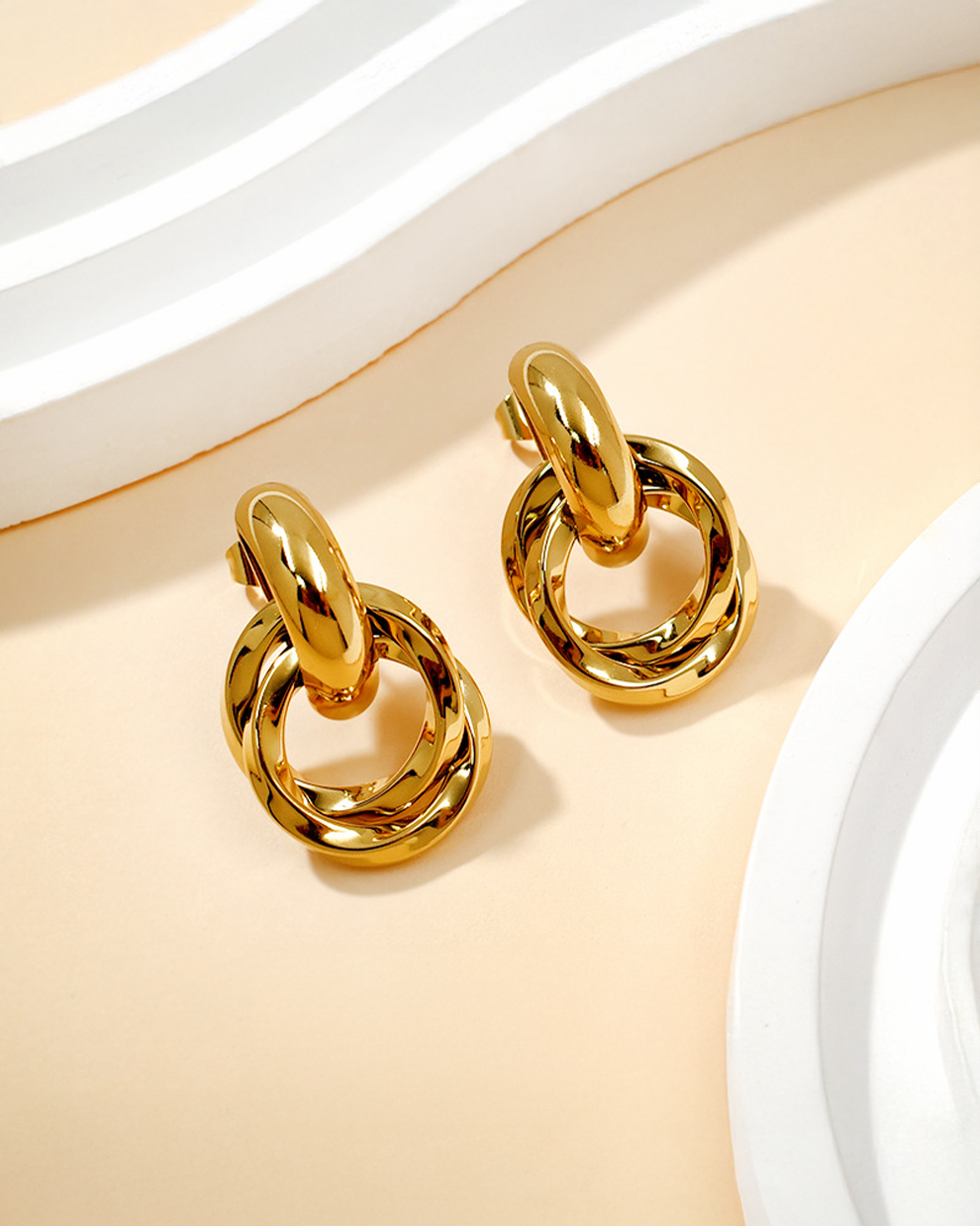 Esme Hoops