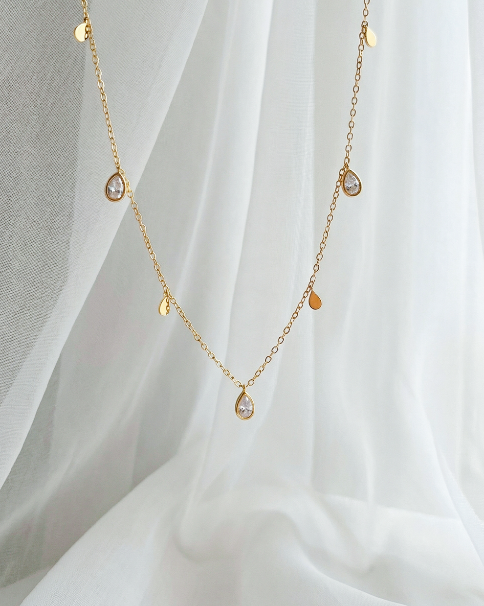 Waterdrop Necklace Image 2