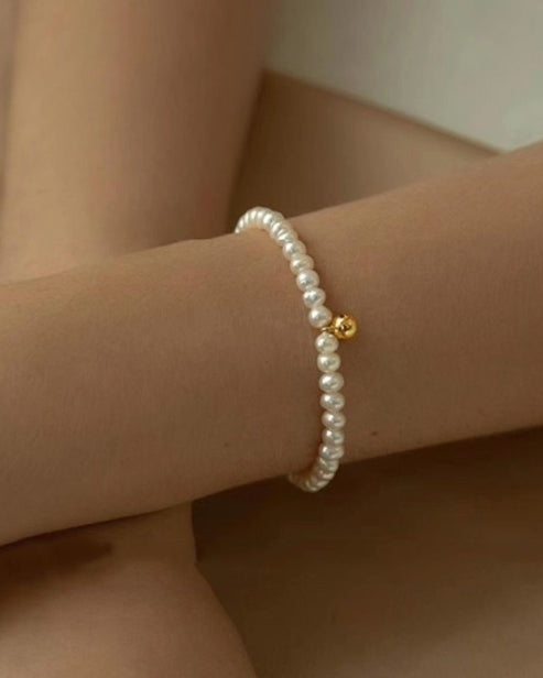Amour Pearl Bracelet Image 3