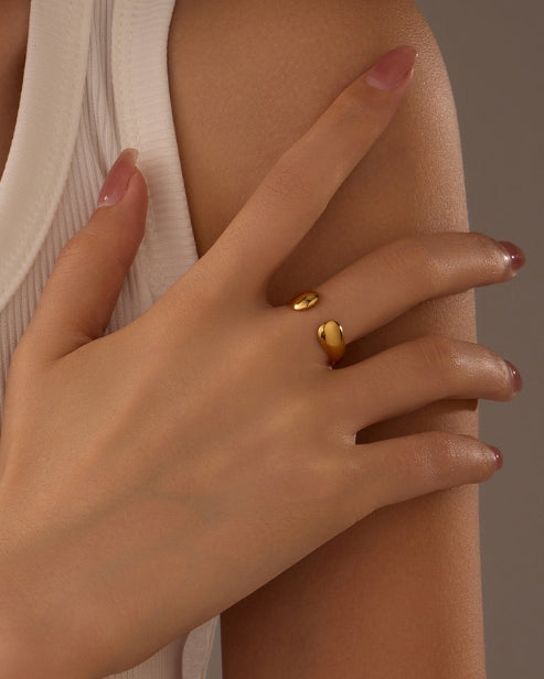 Mid Space Ring
